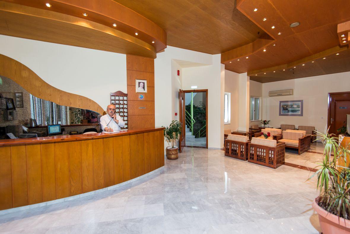 Daisy Hotel Apartments Ретимно Экстерьер фото