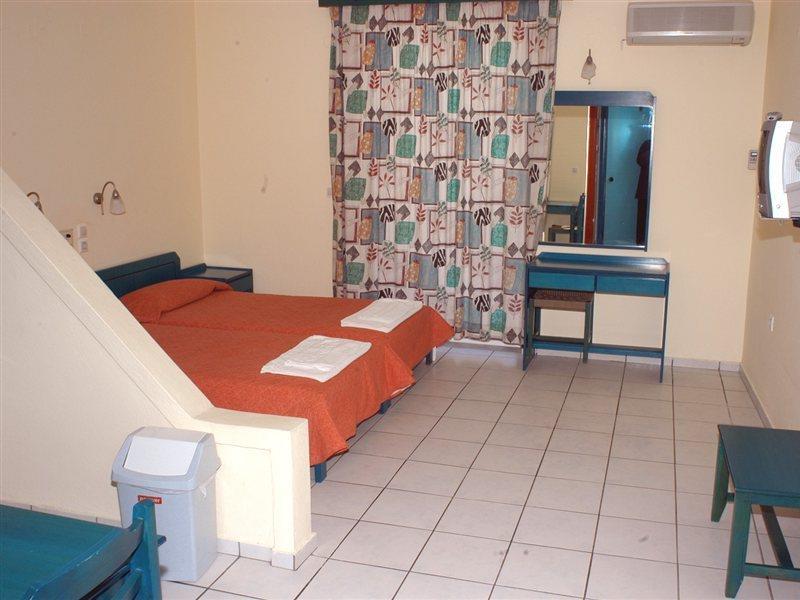 Daisy Hotel Apartments Ретимно Экстерьер фото