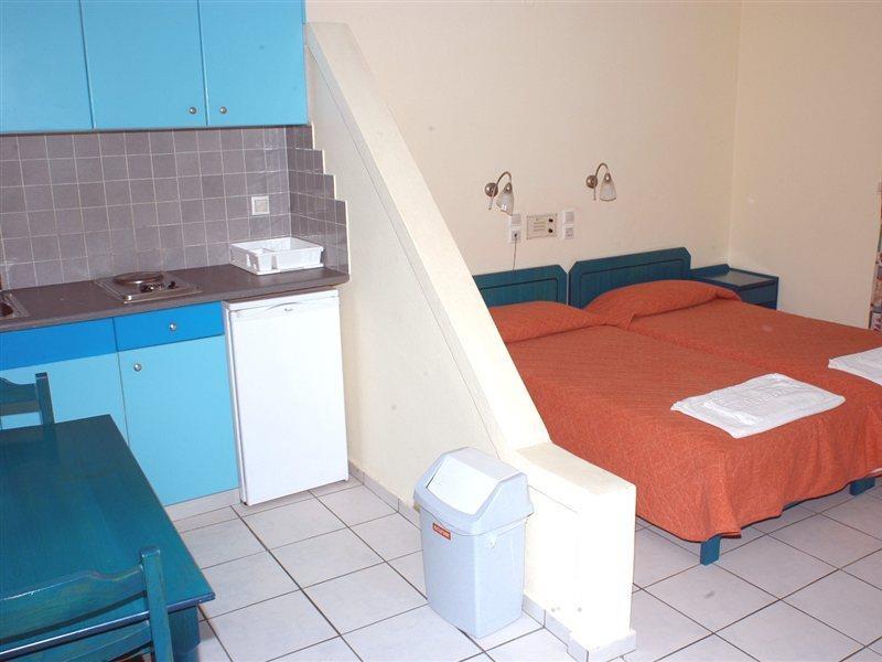 Daisy Hotel Apartments Ретимно Экстерьер фото