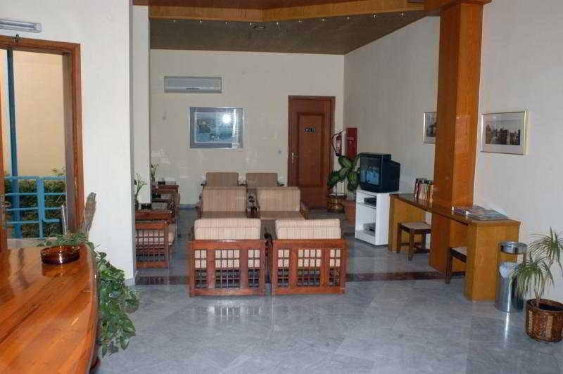 Daisy Hotel Apartments Ретимно Экстерьер фото